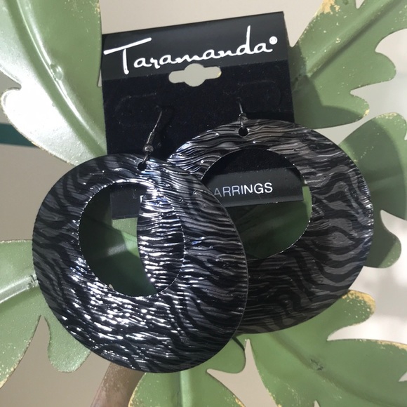 💕Large Sphere Earrings 💕 - Picture 2 of 5